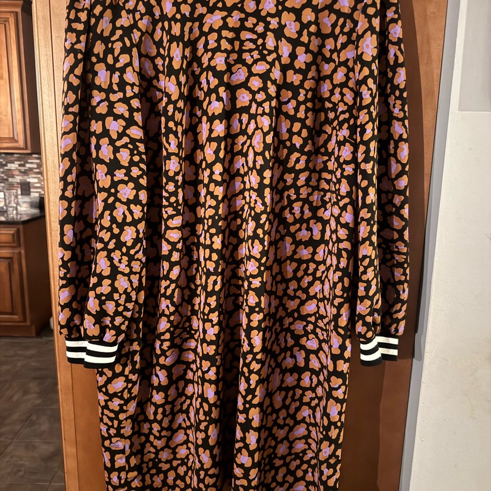 Eloquii Black and Purple Patterned Dress - Picture 8 of 8